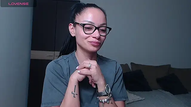 BabySerene online show from April 9, 2026, 2:57 am