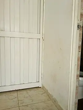 LEIRIS Y FRED 01 online show from October 15, 2025, 1:41 pm