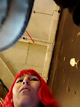 florecita9 online show from March 19, 2025, 11:14 pm