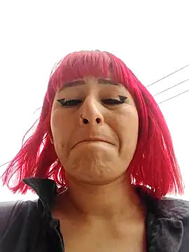 florecita9 online show from March 12, 2025, 7:25 pm