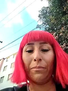 florecita9 online show from March 9, 2025, 10:52 pm