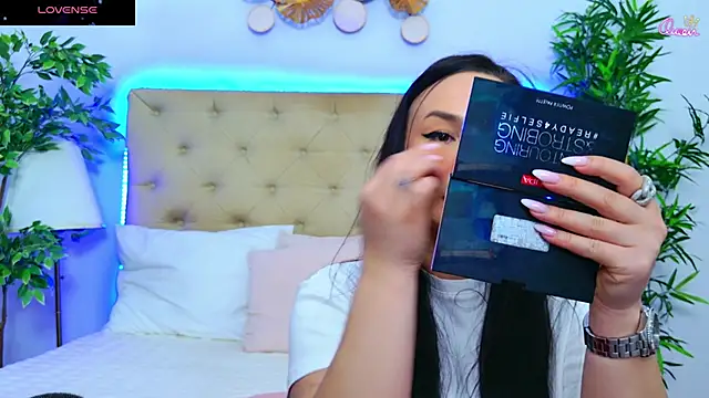 DaliyaArabian online show from March 26, 2026, 1:09 pm