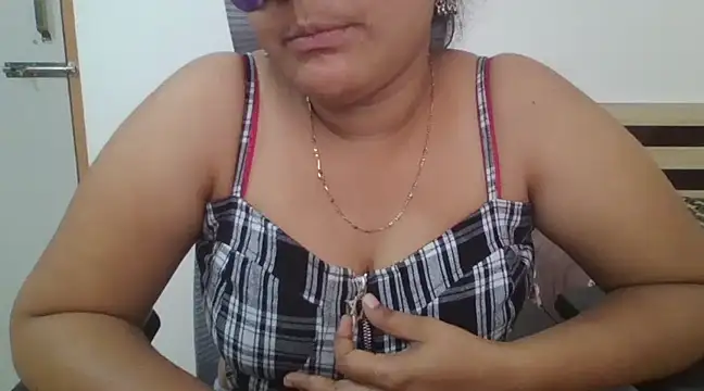 Snapshot of ammu_telugu_192 chatting on March 8, 2025, 5:49 am ammu telugu 192 online show from March 8, 2025, 5:49 am