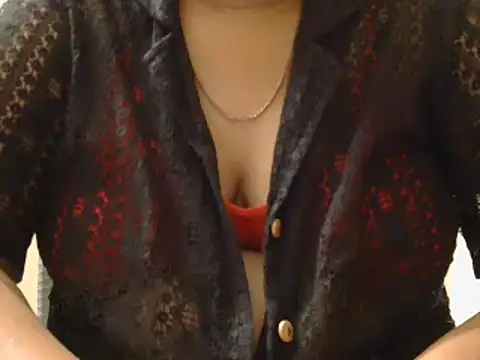 Snapshot of ammu_telugu_192 chatting on January 6, 2026, 8:51 am ammu telugu 192 online show from January 6, 2026, 8:51 am