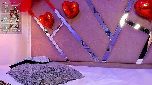 EvaSingh  online show from February 21, 2025, 3:54 pm