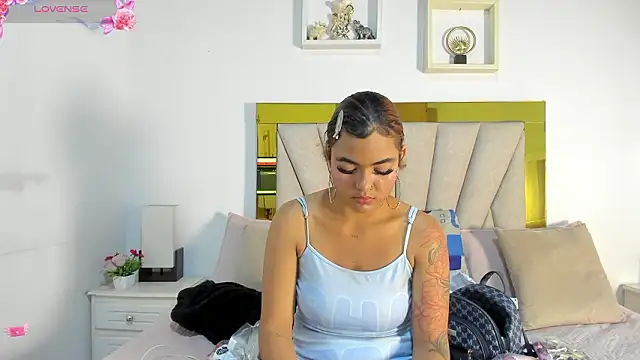 vahiolet fuentes online show from February 12, 2026, 2:55 am