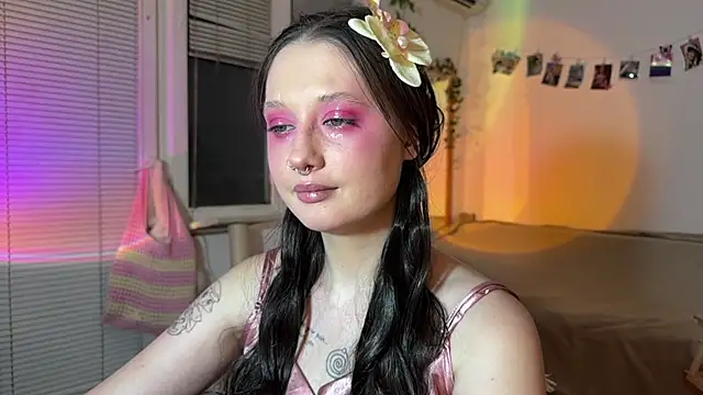 Jenny darling love online show from August 2, 2026, 7:11 pm