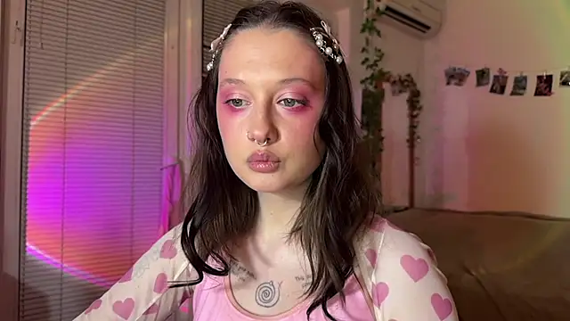 Jenny darling love online show from August 8, 2026, 6:59 pm