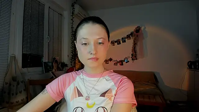 Jenny darling love online show from March 12, 2025, 10:07 pm