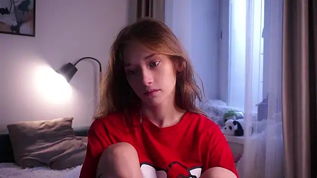 Snapshot of EdlinHargus chatting on October 24, 2025, 1:48 am EdlinHargus online show from October 24, 2025, 1:48 am