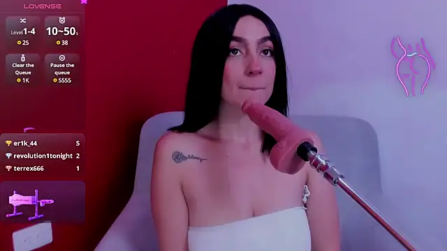 Kate bunny  online show from March 18, 2025, 2:17 pm