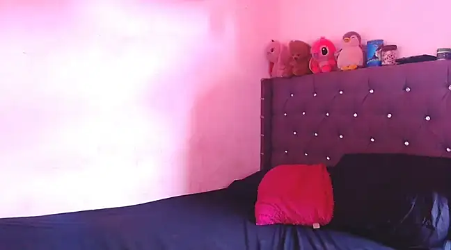 Snapshot of stefanny_hot03 chatting on March 4, 2025, 2:32 pm stefanny hot03 online show from March 4, 2025, 2:32 pm