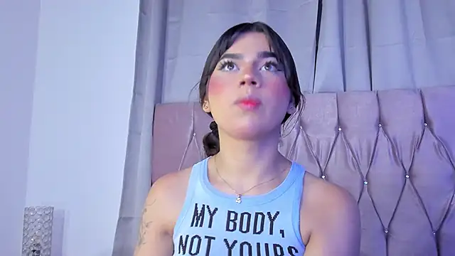 Ashley piinkk  online show from February 25, 2025, 10:59 am