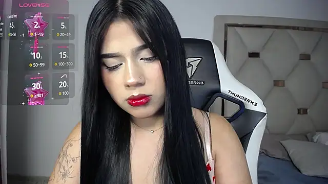 Snapshot of Ashley_piinkk_ chatting on July 18, 2026, 5:27 am Ashley piinkk online show from July 18, 2026, 5:27 am