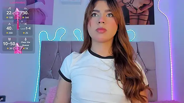 Ashley piinkk  online show from November 3, 2025, 11:47 am