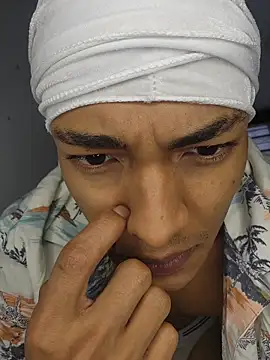 Jhonyblack 1 online show from April 17, 2026, 12:19 pm