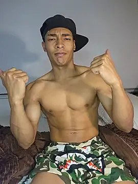 Jhonyblack 1 online show from February 27, 2026, 7:52 am