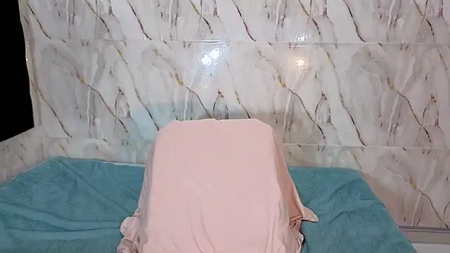 Georgis  online show from September 16, 2025, 8:43 pm