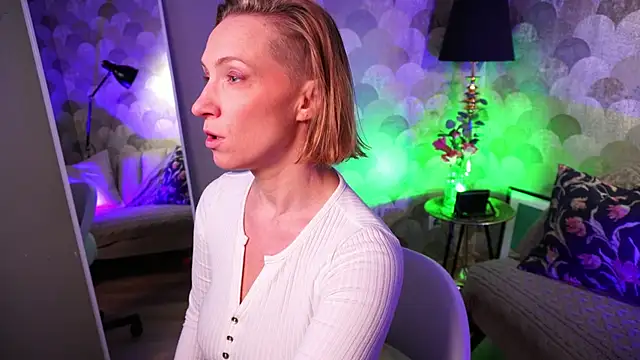 UmaTruewoman online show from March 15, 2026, 5:14 am