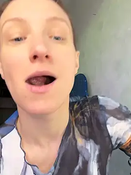 UmaTruewoman online show from November 12, 2025, 7:12 am