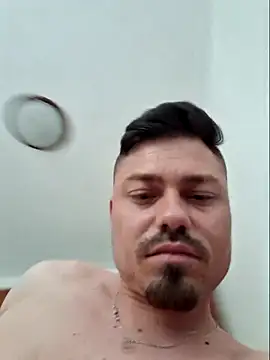 Snapshot of ionut_prince chatting on May 8, 2026, 2:54 pm ionut prince online show from May 8, 2026, 2:54 pm