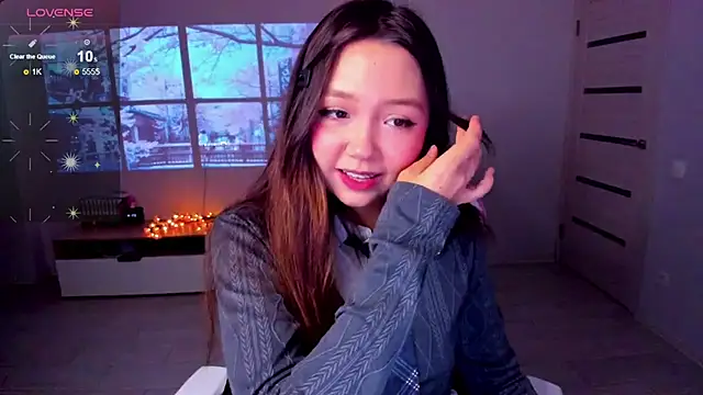 Fluffy Rose online show from November 16, 2025, 12:15 am