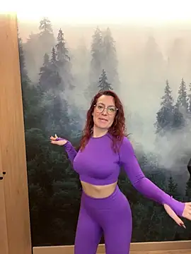 ladoucedu34 online show from February 10, 2026, 12:59 pm