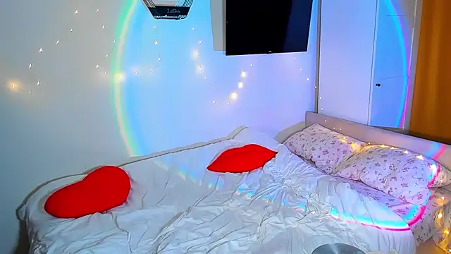 mirrorofsoul online show from October 1, 2025, 6:01 pm