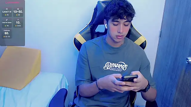 Jake tripp online show from October 4, 2025, 3:30 am