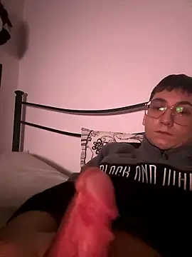 Pesciolone02 online show from January 11, 2026, 1:23 am