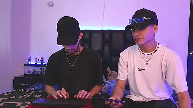 Brutal Sex Fucking online show from October 15, 2025, 10:40 pm