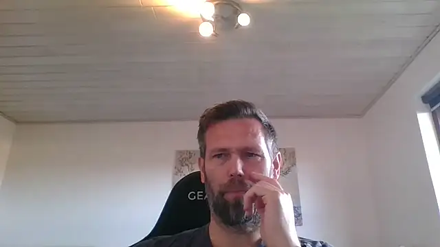 Gotta1 online show from October 6, 2025, 1:12 pm