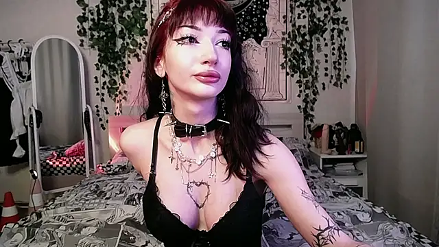 Snapshot of Marcellean chatting on January 12, 2025, 7:43 am Marcellean online show from January 12, 2025, 7:43 am