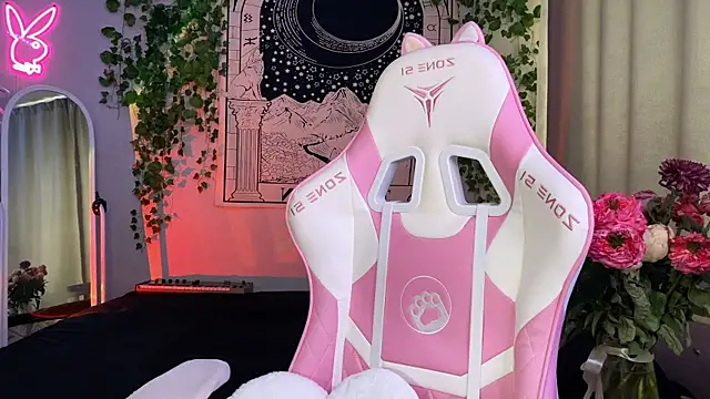 Snapshot of Marcellean chatting on September 16, 2025, 7:31 am Marcellean online show from September 16, 2025, 7:31 am