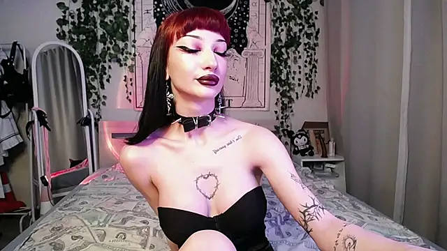 Snapshot of Marcellean chatting on February 26, 2025, 2:19 am Marcellean online show from February 26, 2025, 2:19 am