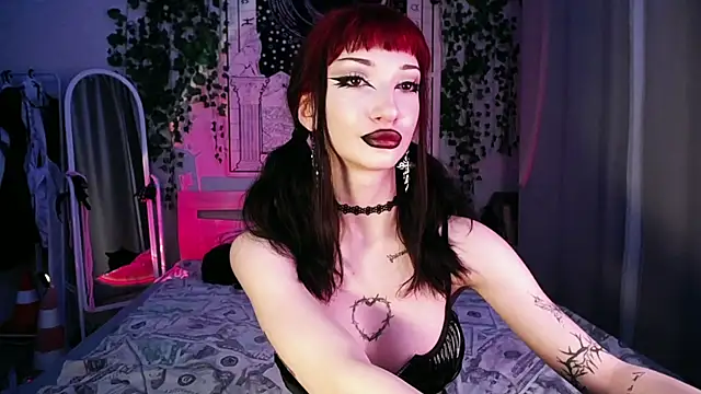 Snapshot of Marcellean chatting on February 24, 2025, 2:30 am Marcellean online show from February 24, 2025, 2:30 am