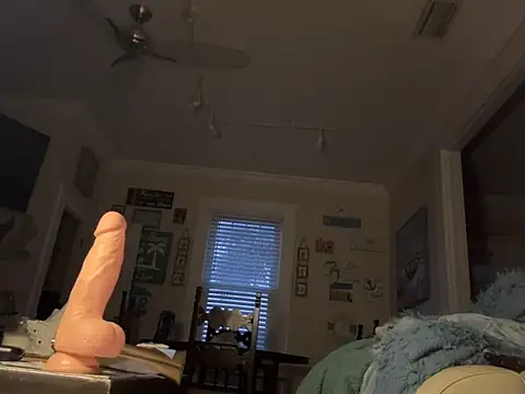 cloudy switch online show from December 28, 2024, 12:24 pm