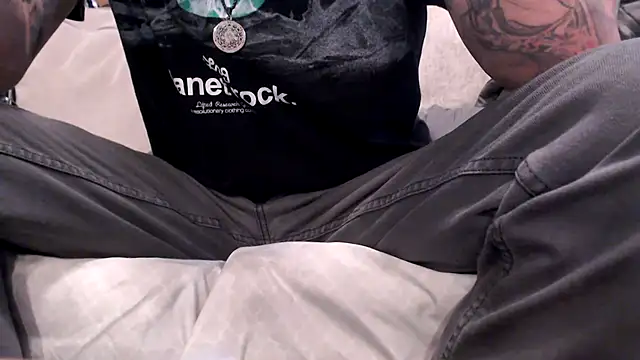 Snapshot of JohnnyKorrupt_ chatting on November 5, 2025, 10:29 am JohnnyKorrupt online show from November 5, 2025, 10:29 am