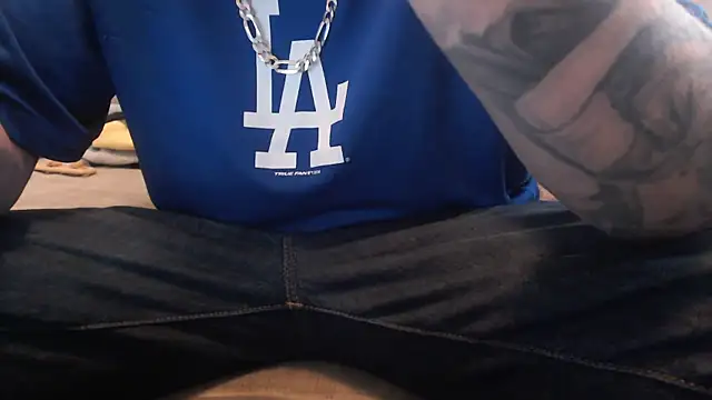 Snapshot of JohnnyKorrupt_ chatting on February 1, 2025, 11:48 pm JohnnyKorrupt online show from February 1, 2025, 11:48 pm
