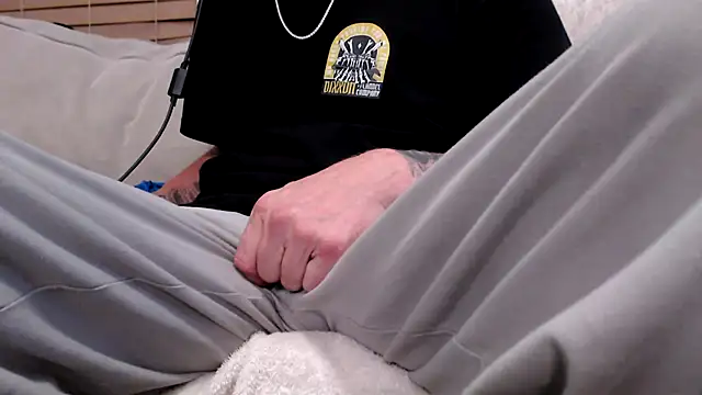 Snapshot of JohnnyKorrupt_ chatting on October 15, 2025, 8:00 am JohnnyKorrupt online show from October 15, 2025, 8:00 am
