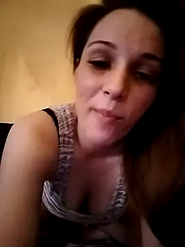 Amira 17 online show from March 13, 2025, 10:26 am