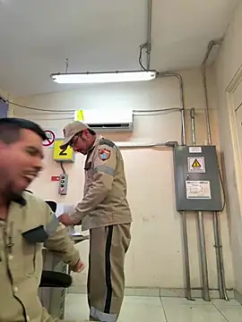 EnriquePersian197 online show from March 18, 2025, 12:19 am