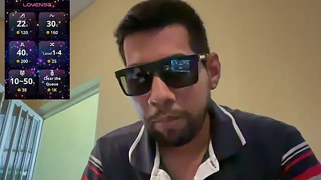 EnriquePersian197 online show from October 7, 2025, 6:53 pm