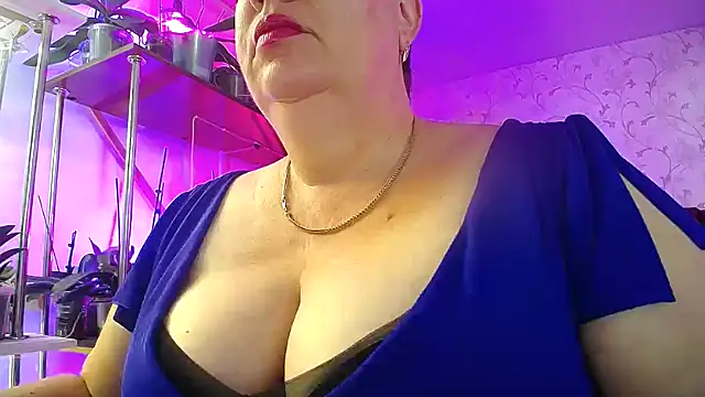  Sweet Woman online show from September 21, 2025, 5:01 am