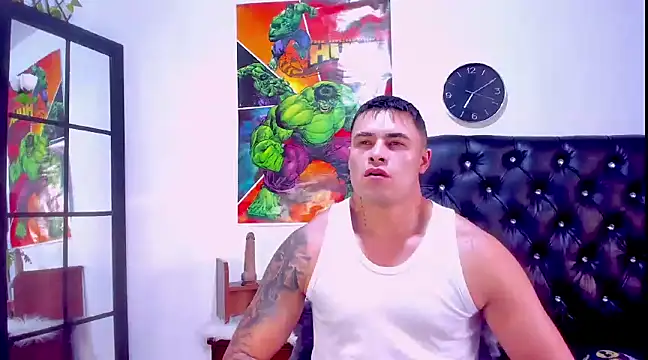 connorsmiith 26 online show from February 27, 2025, 12:12 pm