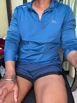 loveboyrp online show from February 14, 2026, 3:18 am