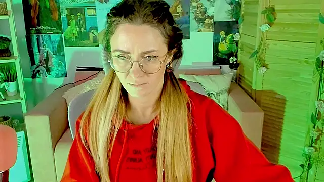 LadyIzabel online show from January 30, 2025, 11:55 am