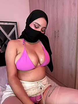 amaal  online show from October 8, 2025, 10:43 pm