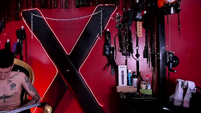 alexa n alex online show from November 18, 2025, 8:01 pm