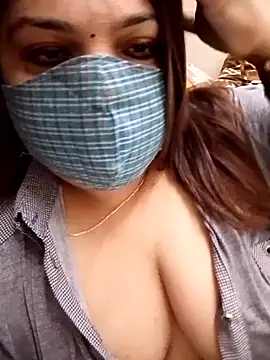 Naughty-Trisha online show from December 21, 2025, 9:00 am